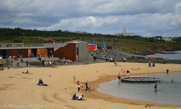 spiaggia nautholsvik cose da fare reykjavik edreams blog di viaggi