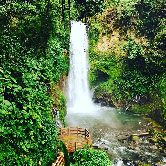 cascadas de costa rica