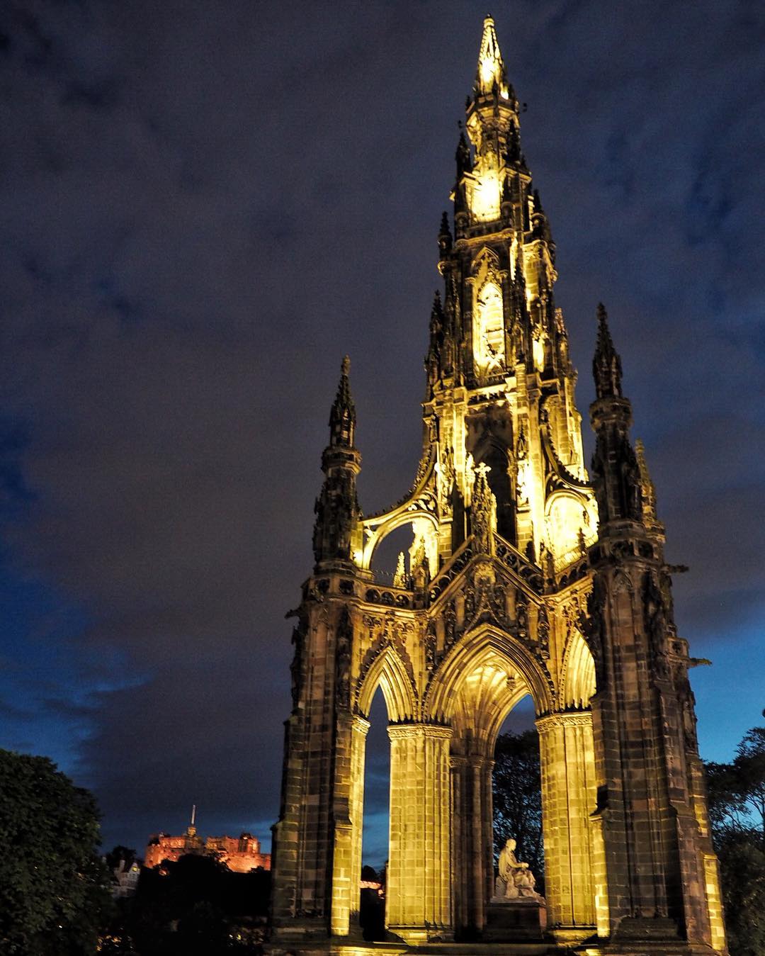 10 Reasons to Visit Edinburgh eDreams Travel Blog