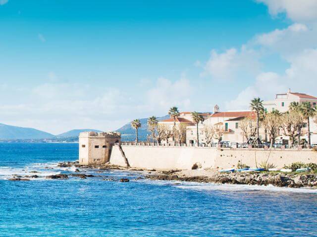 Book your holiday to Alghero with onefront-EDreams