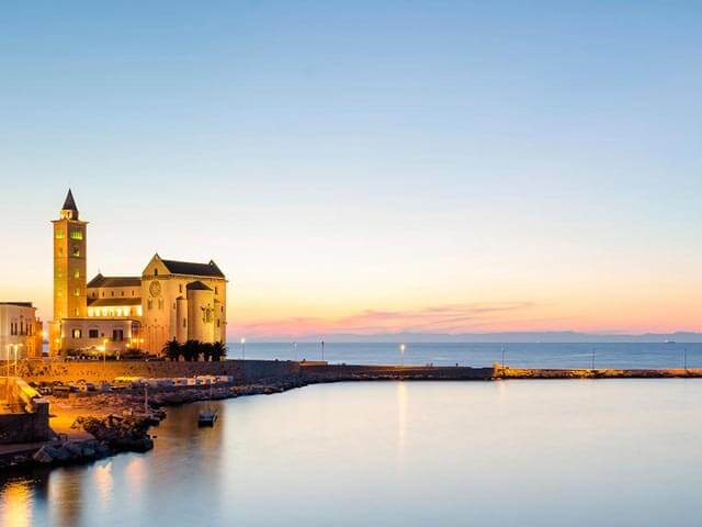 Book your holiday to Bari with onefront-EDreams