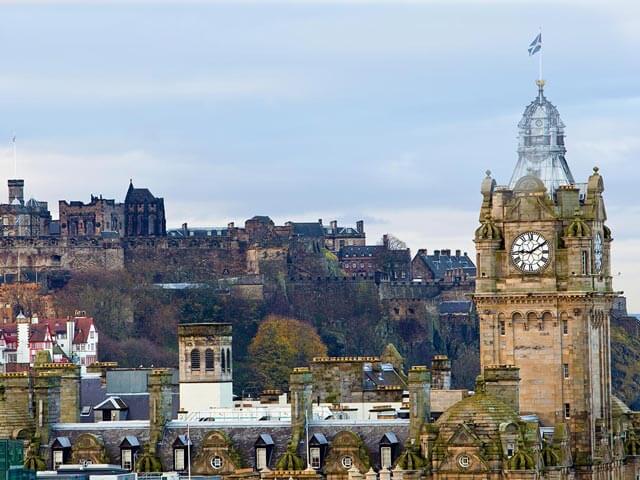 Book your holiday to Edinburgh with onefront-EDreams