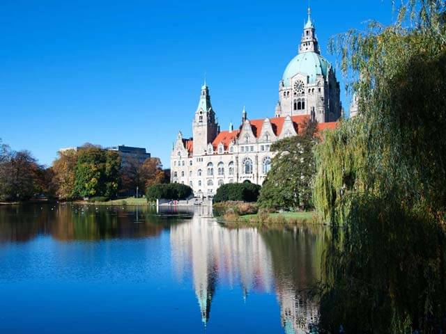 Book your holiday to Hanover with onefront-EDreams