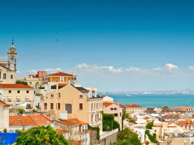 Book your holiday to Lisbon with onefront-EDreams