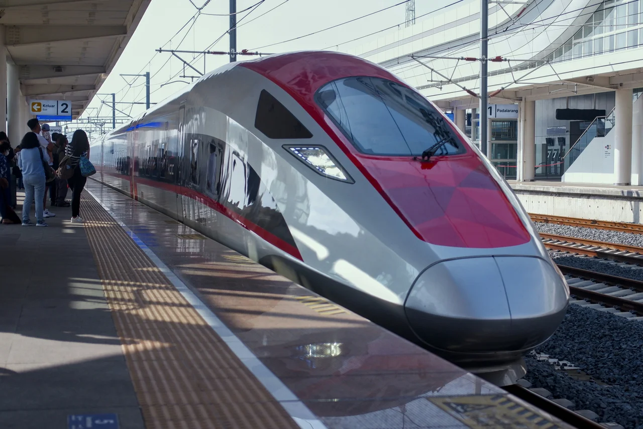 Tren Ouigo de bajo coste en España