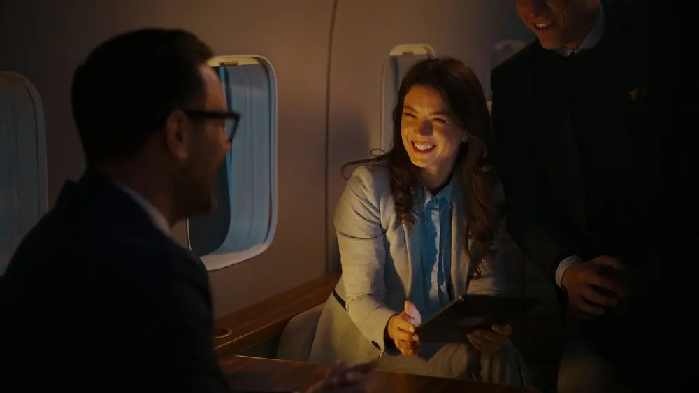 A kind interaction between passengers